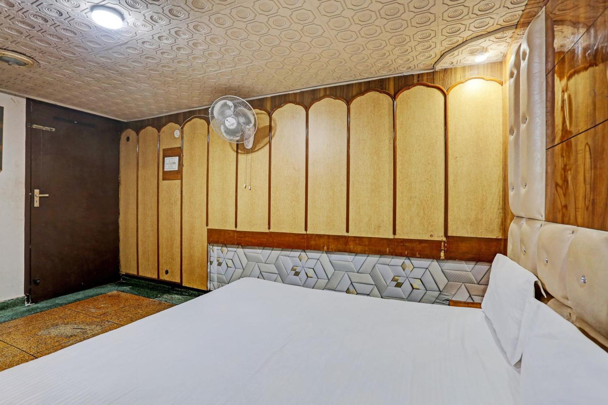 Hotel O Saffron Night Stay Амрітсар Екстер'єр фото