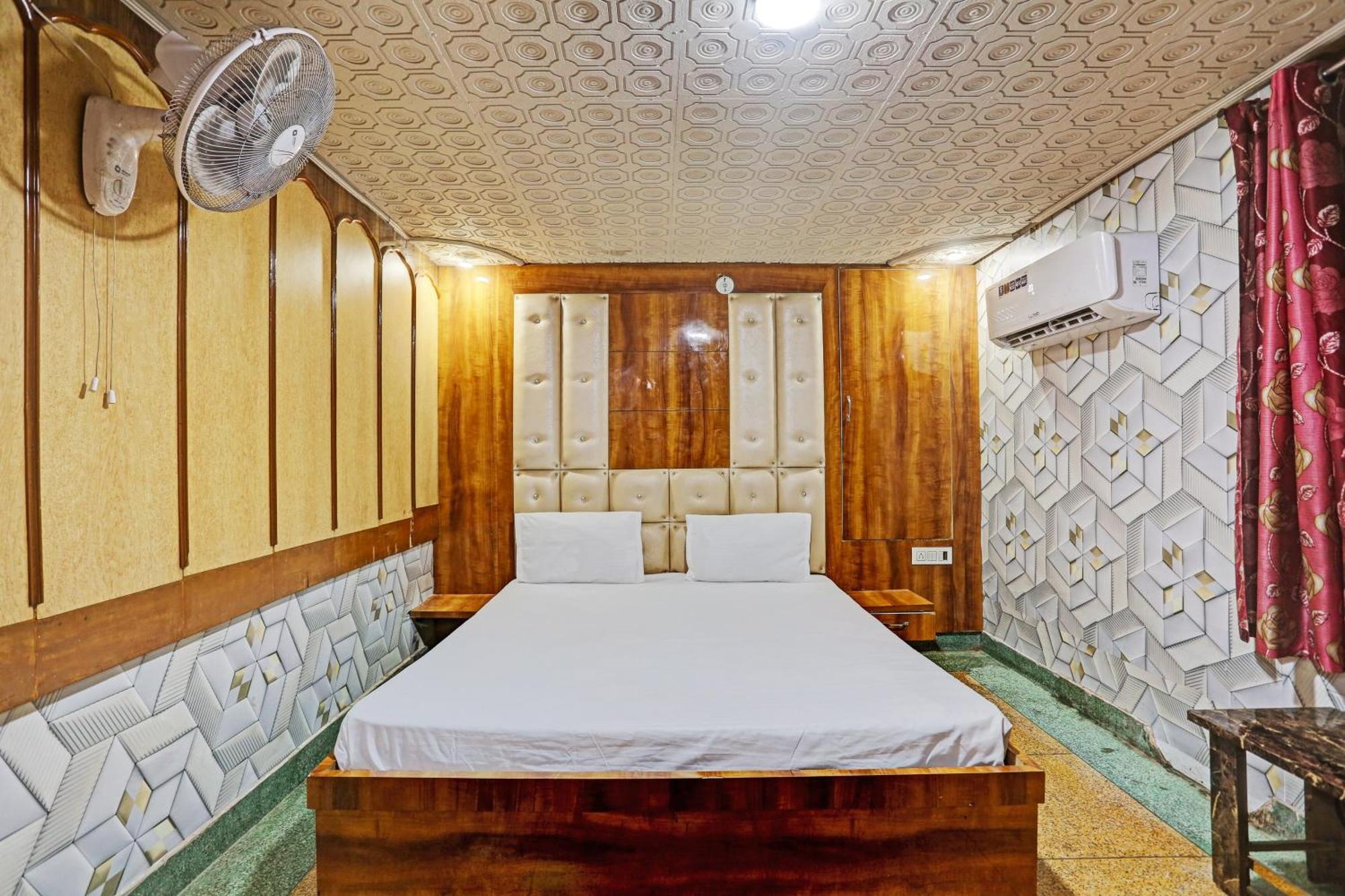 Hotel O Saffron Night Stay Амрітсар Екстер'єр фото
